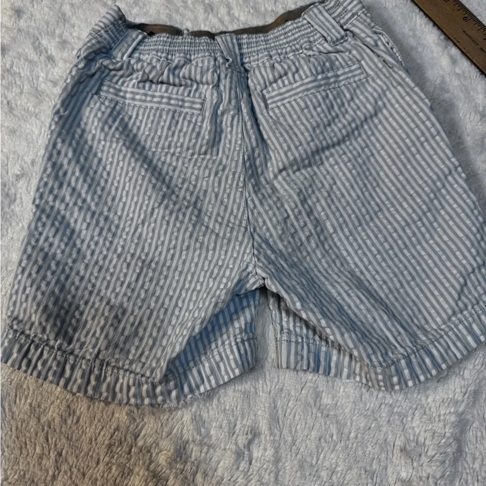 Gymboree striped seersucker pants. Worn a few times. In great condition 18-24 m
